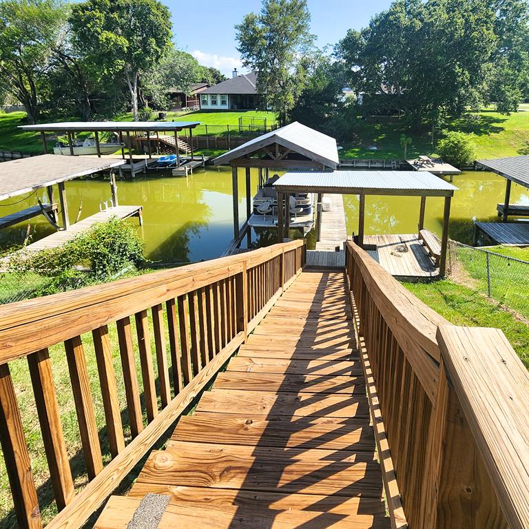 278 Shelter Cove Drive, Livingston, Texas image 2