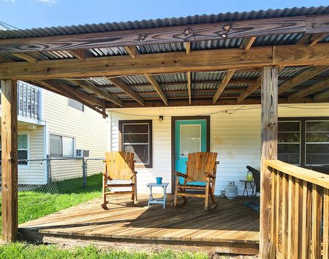 Photo of 278 Shelter Cove Drive, Livingston, TX 77351 (MLS # 95095843)