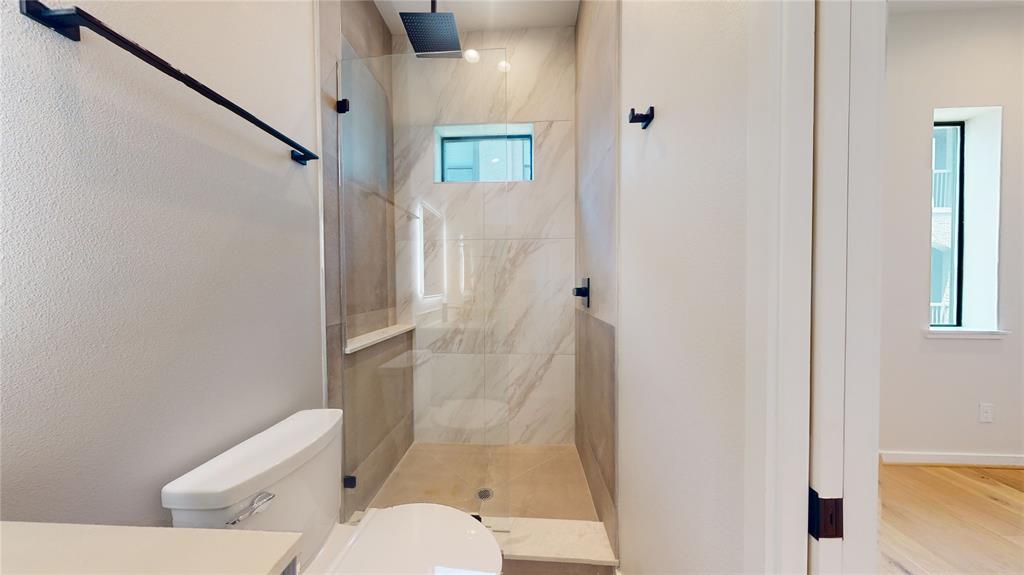 519 Memorial Heights Drive, Houston, Texas image 38