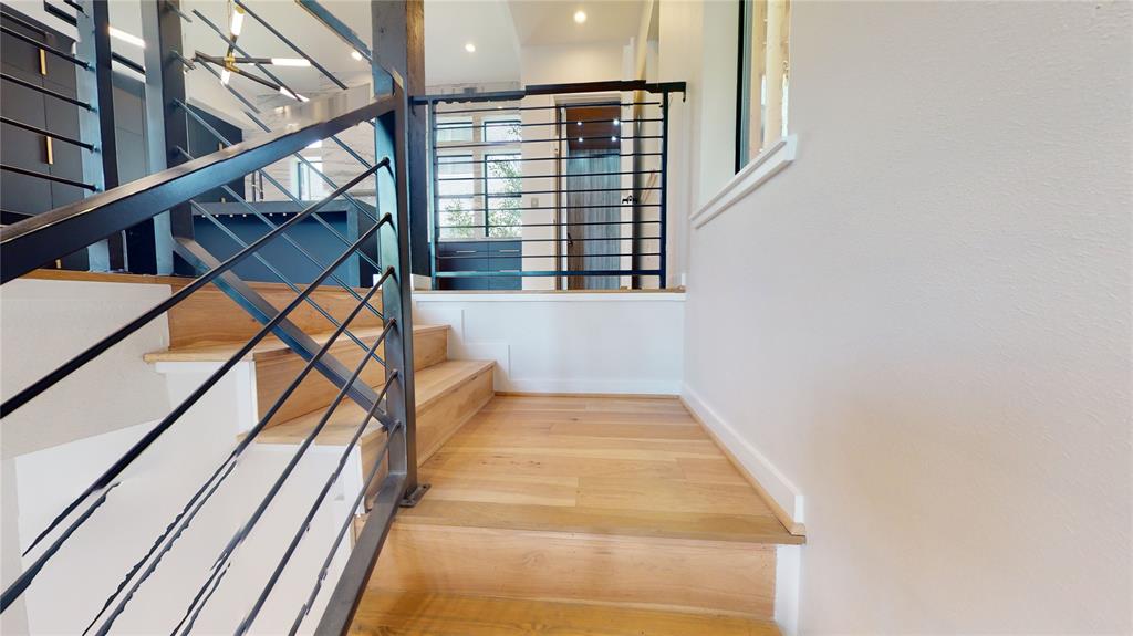 519 Memorial Heights Drive, Houston, Texas image 15