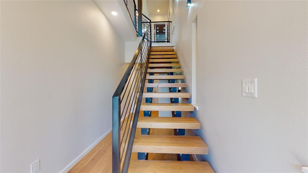 519 Memorial Heights Drive, Houston, Texas image 14