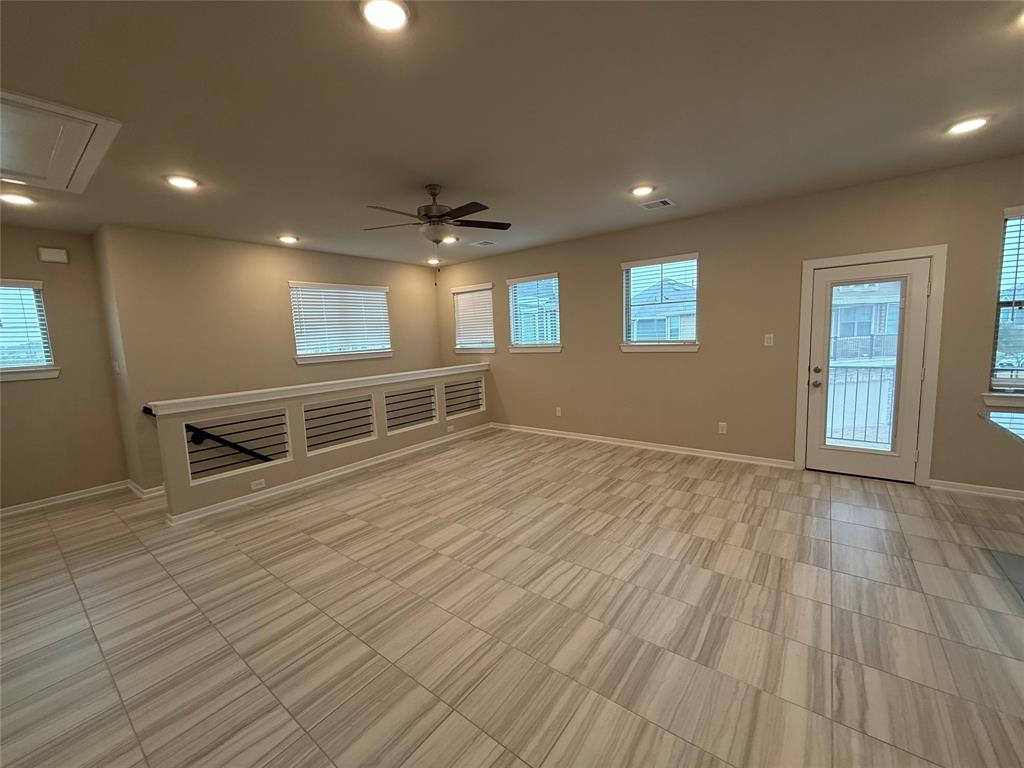 7623 Green Bulrush Way, Katy, Texas image 8