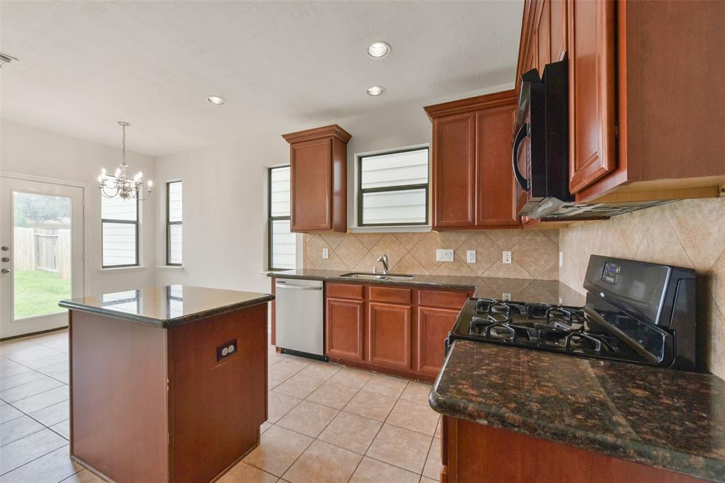 29719 Buffalo Canyon Drive, Spring, Texas image 8