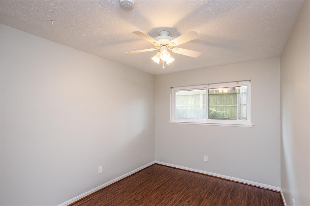 11727 Brook Meadows Lane, Meadows Place, Texas image 17