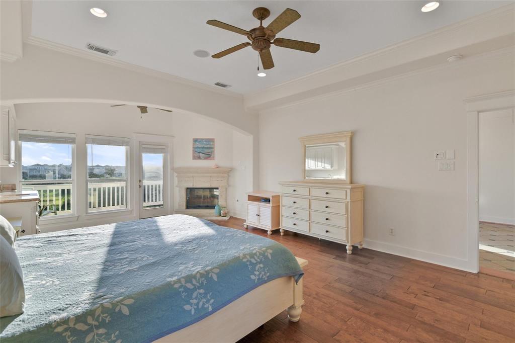 13338 Binnacle Way, Galveston, Texas image 33