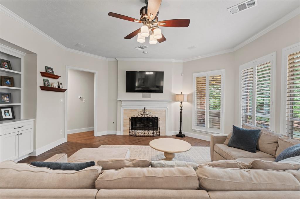 14 Brywood Place, The Woodlands, Texas image 6