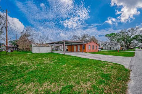 10601 Munn Street Jacinto City TX 77029