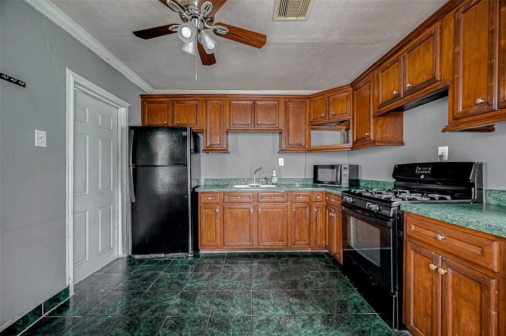 10601 Munn Street, Jacinto City, Texas image 14
