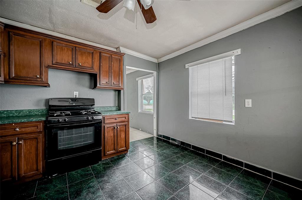 10601 Munn Street, Jacinto City, Texas image 19