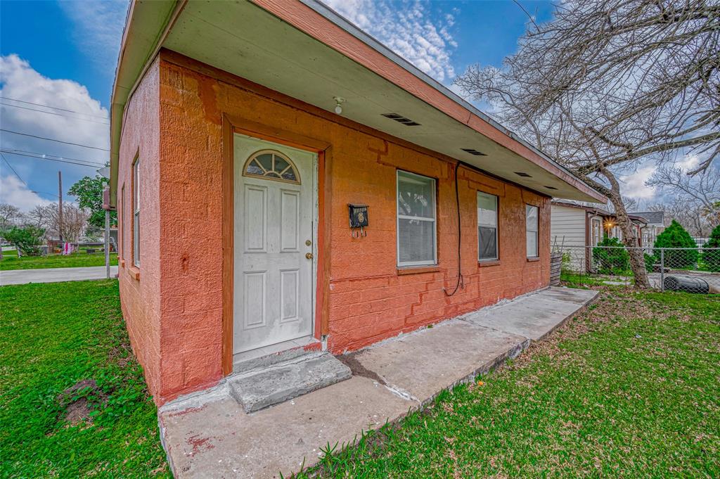 10601 Munn Street, Jacinto City, Texas image 10