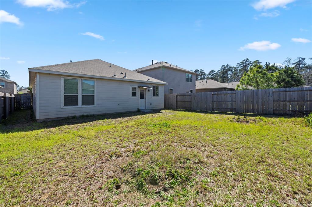 117 Shadow Leaf Trail, Conroe, Texas image 27