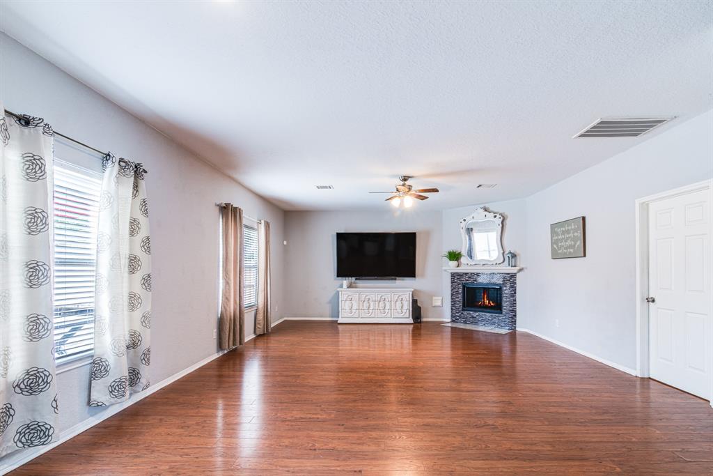 231 Spencer Landing, La Porte, Texas image 14