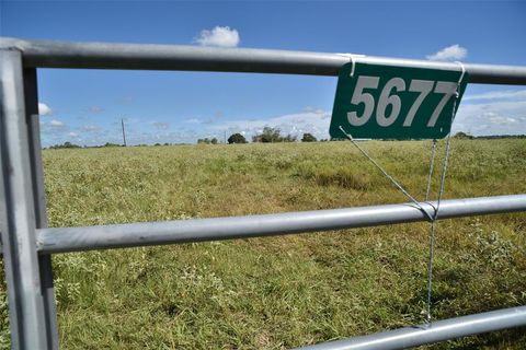 5677 Highway 90 Cat Spring TX 78933
