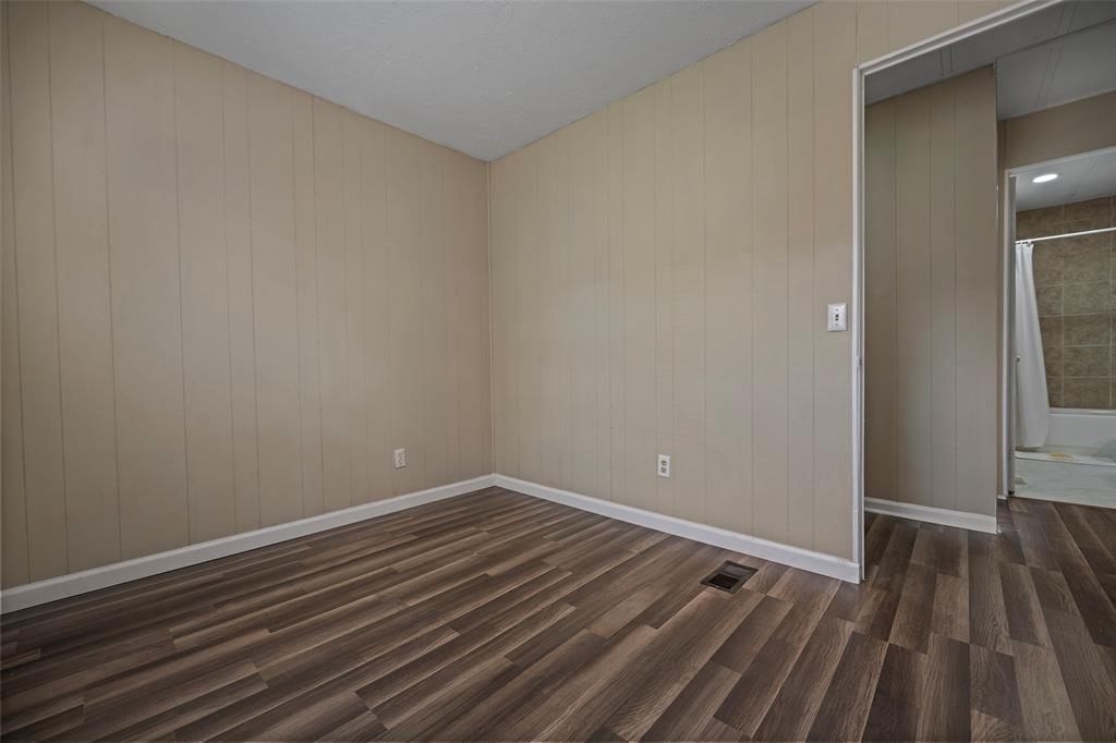 1202 Willow Lane, League City, Texas image 11