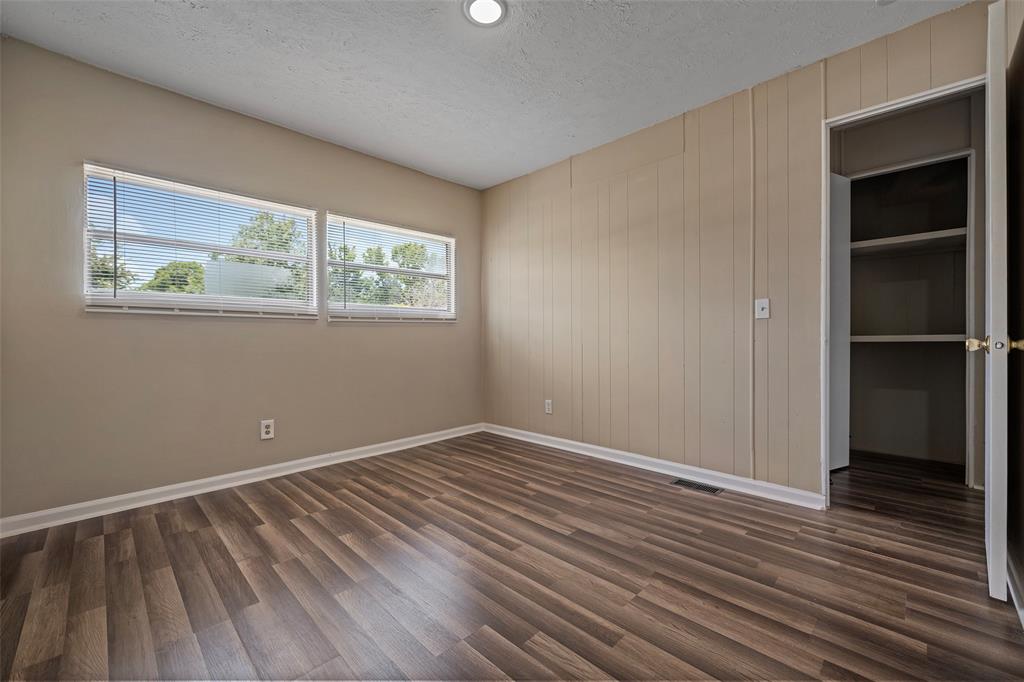1202 Willow Lane, League City, Texas image 14