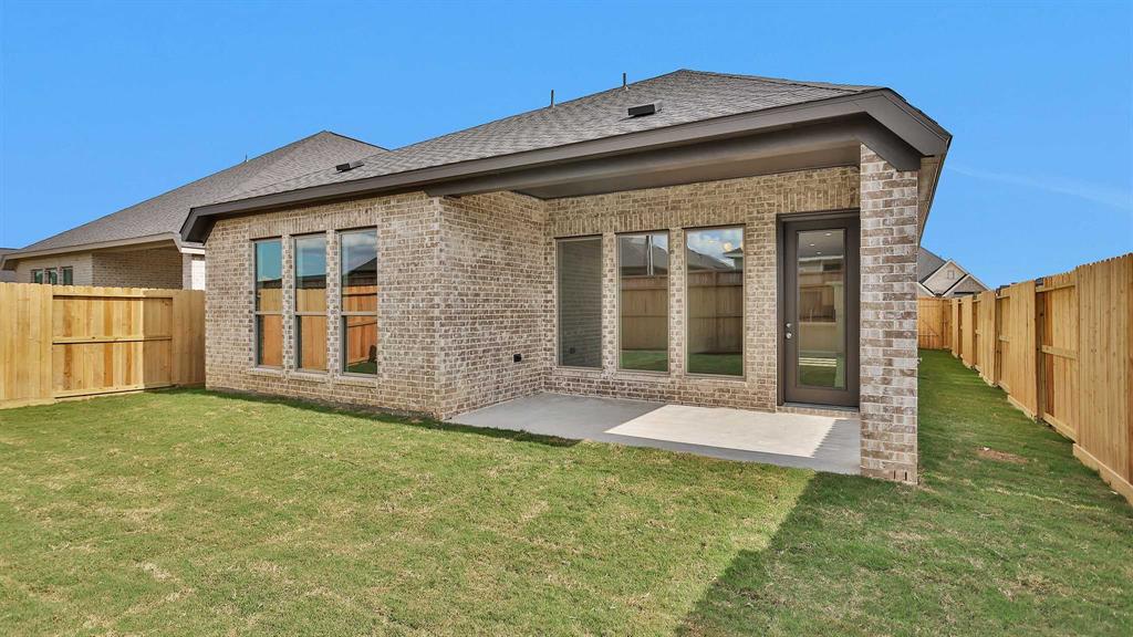 31226 Riley Heights Drive, Fulshear, Texas image 7