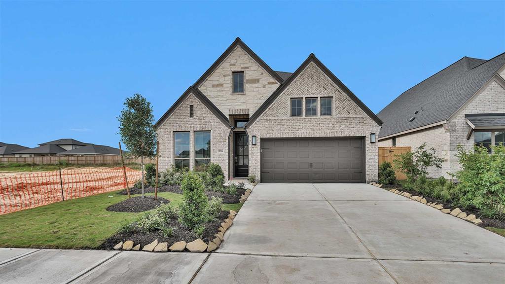 31226 Riley Heights Drive, Fulshear, Texas image 13