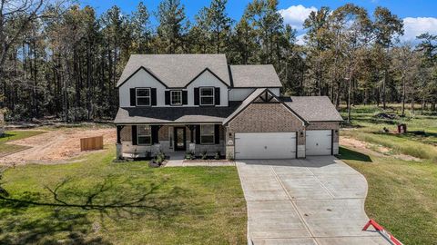 Photo of 18319 Tammy Nell Ct, Willis, TX 77378 (MLS # 60218210)