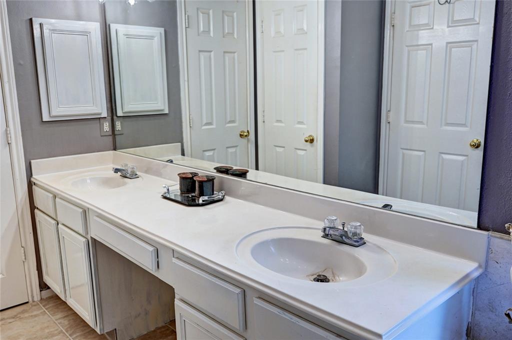 23818 Spring Dane Drive, Spring, Texas image 37