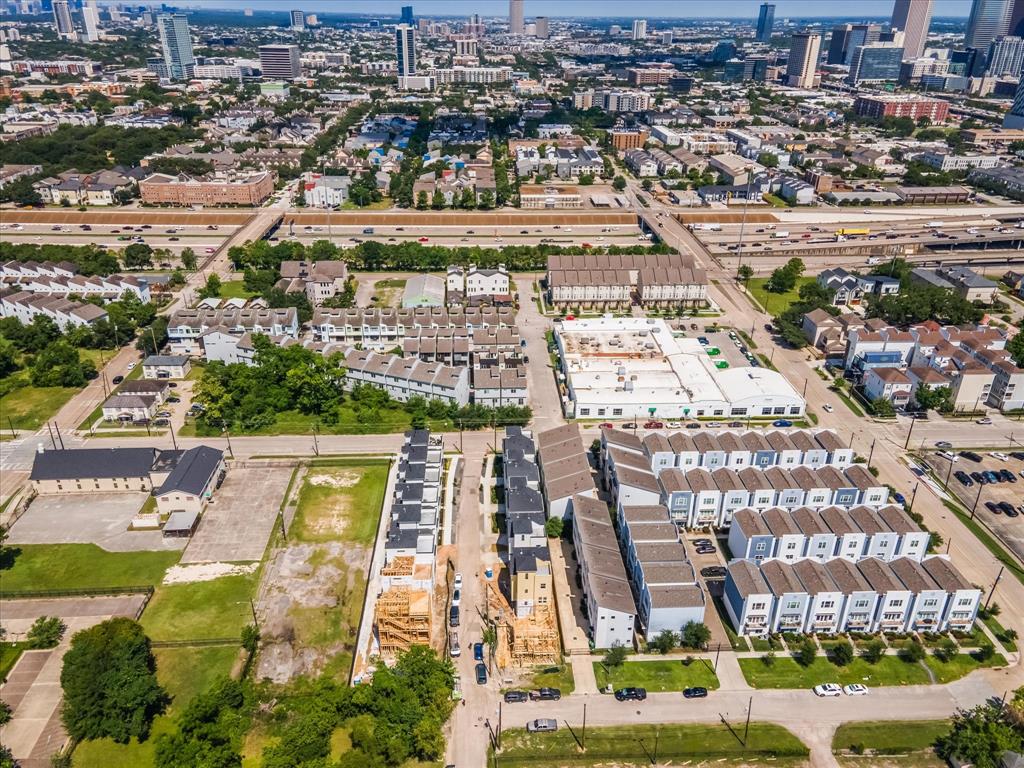 2209 Dennis Street, Houston, Texas image 27