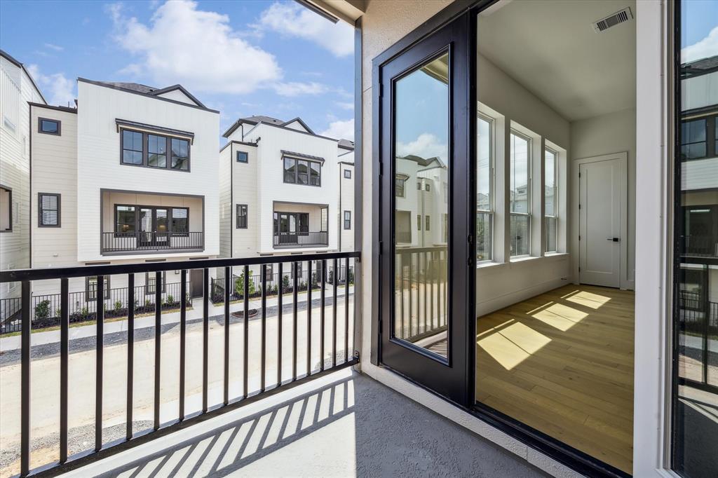 2209 Dennis Street, Houston, Texas image 26