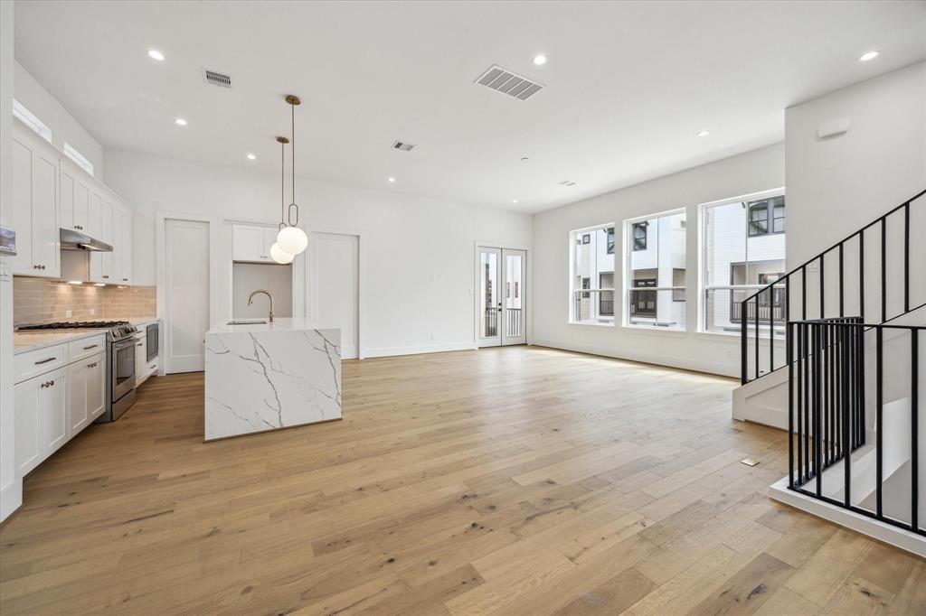 2209 Dennis Street, Houston, Texas image 24