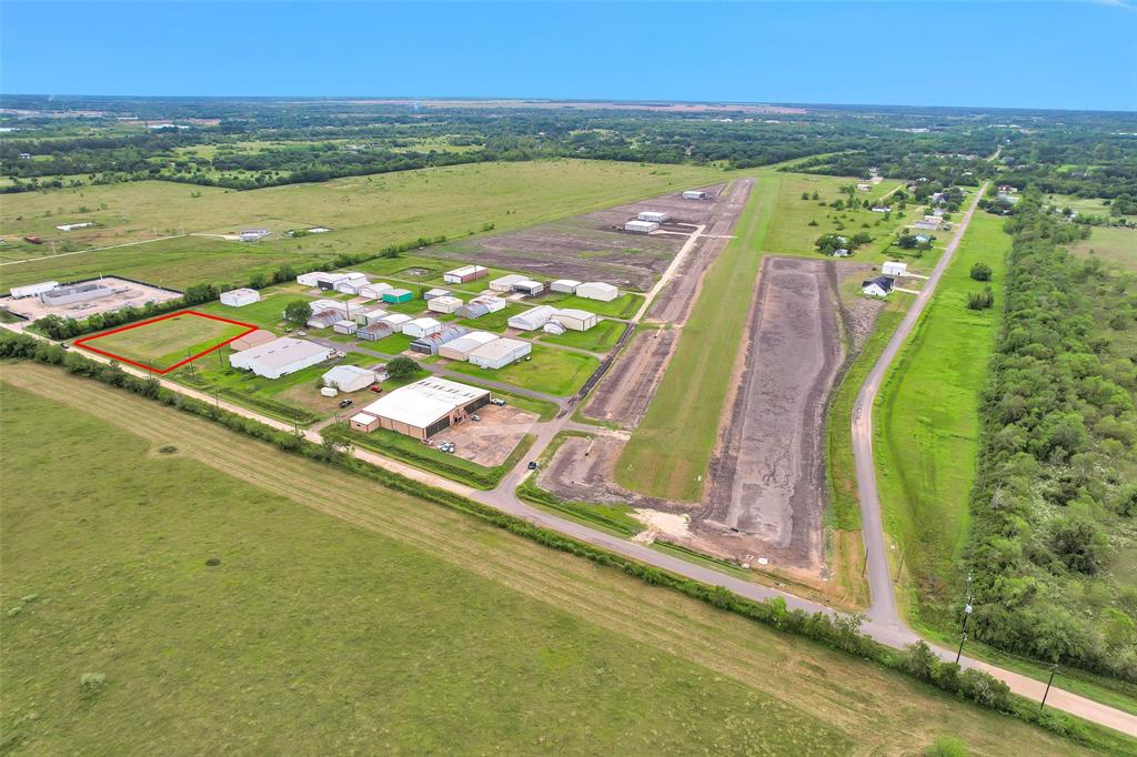 Lot 157 Wolfe Airpark, Manvel, Texas image 3