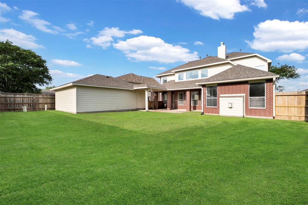 8215 Still Oak Lane, Cypress, Texas image 11
