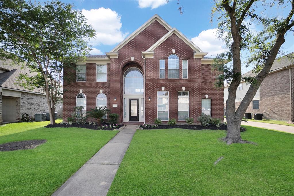 8215 Still Oak Lane, Cypress, Texas image 1