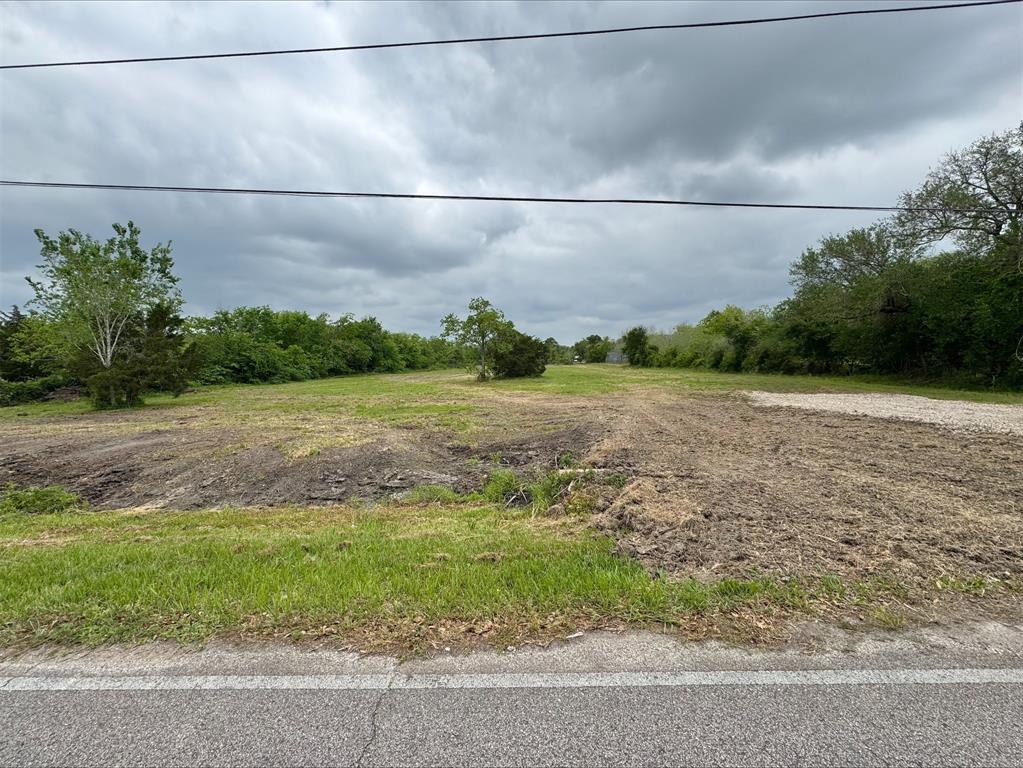 814 Verhalen Road, Alvin, Texas image 9