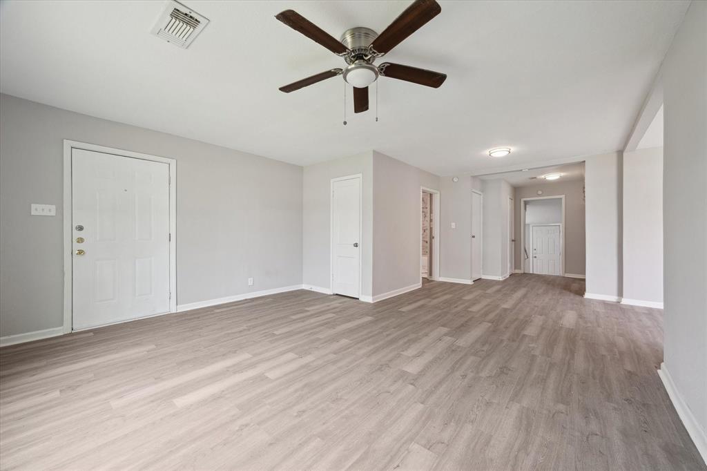 1115 W 8th Street, Freeport, Texas image 4