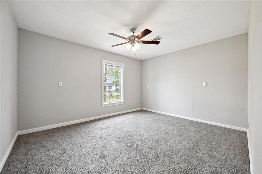 1115 W 8th Street, Freeport, Texas image 8