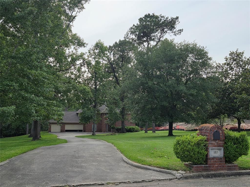 Photo of 110 Commons Lake Drive, Huffman, TX 77336 (MLS # 27318196)