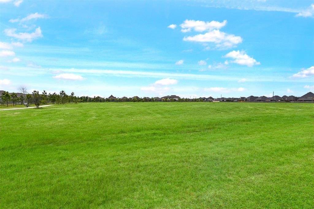 2502 Crossvine Drive, Katy, Texas image 50