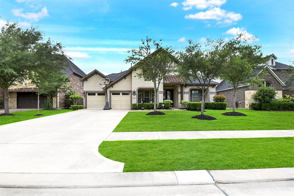 2502 Crossvine Drive, Katy, Texas image 1