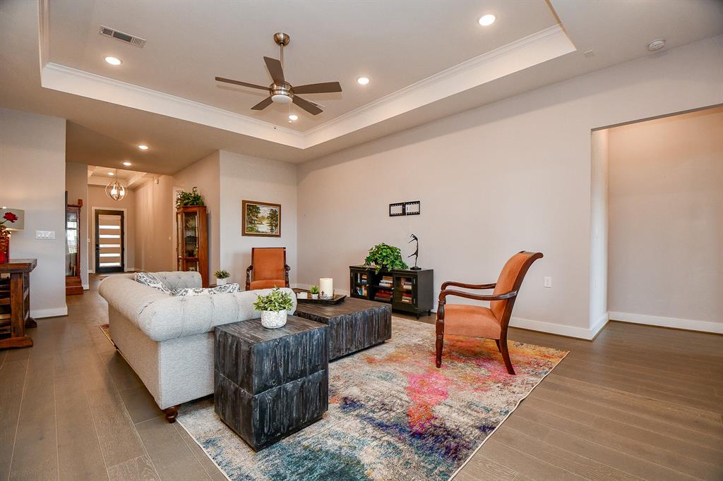 9402 Cherry Pine Court, Cypress, Texas image 6