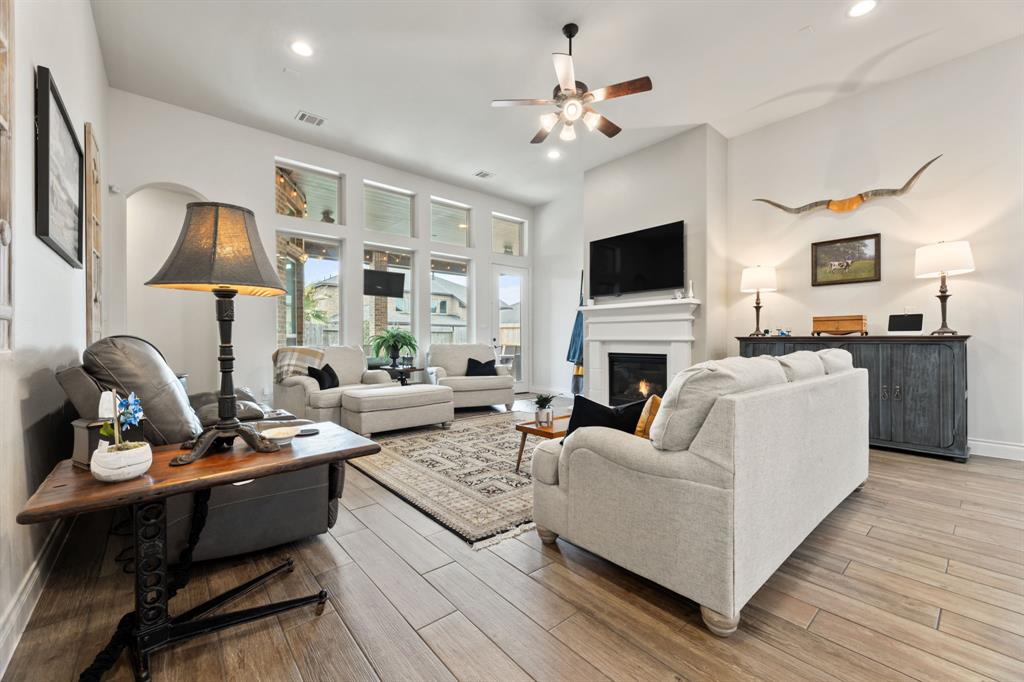 813 Sage Way Lane, Friendswood, Texas image 17