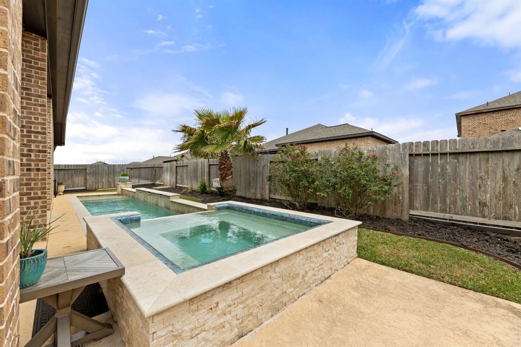 813 Sage Way Lane, Friendswood, Texas image 46