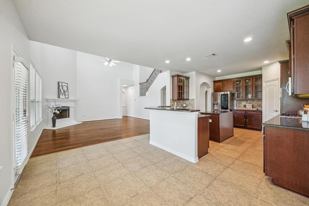 2929 Auburn Woods Drive, Pearland, Texas image 12