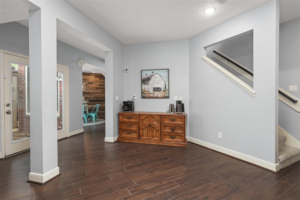 1905 Dove Court, Friendswood, Texas image 12