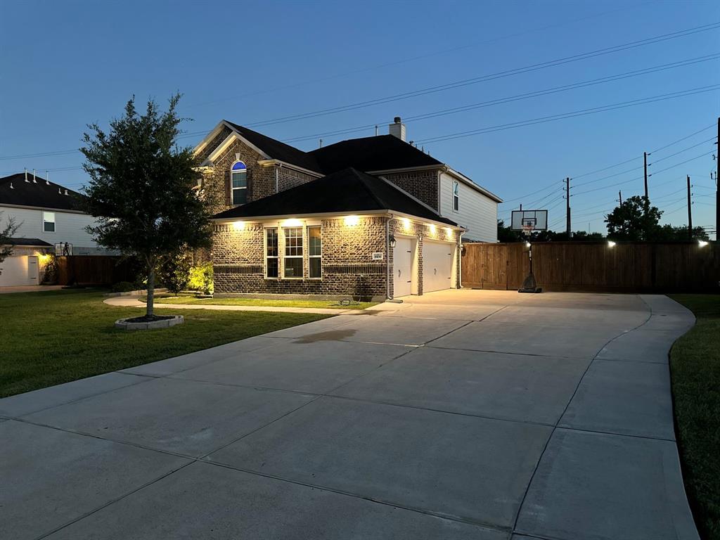 8106 Cullen Estates Drive