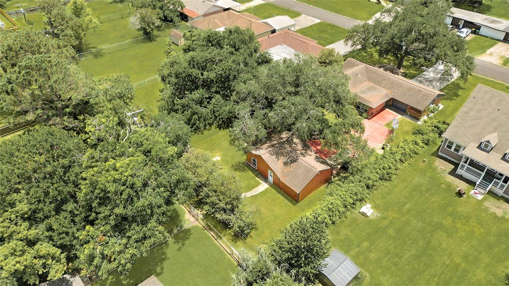 3202 Mckinney Drive, La Marque, Texas image 36