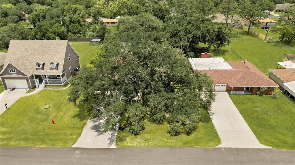 3202 Mckinney Drive, La Marque, Texas image 34