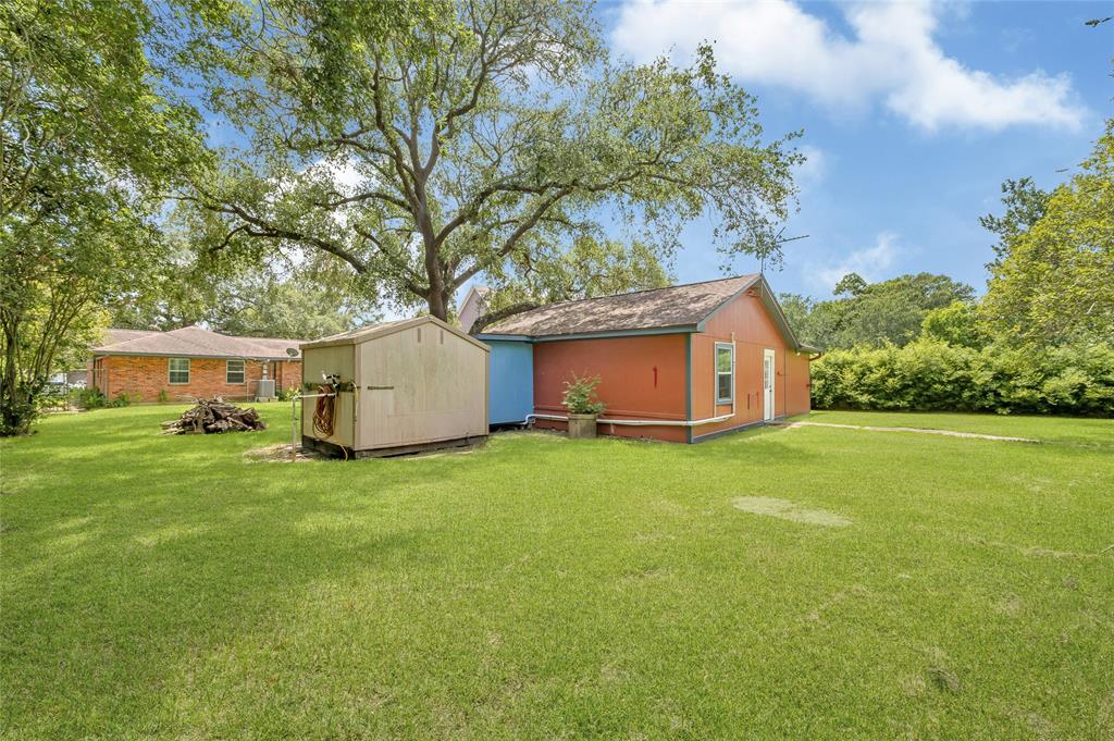 3202 Mckinney Drive, La Marque, Texas image 31