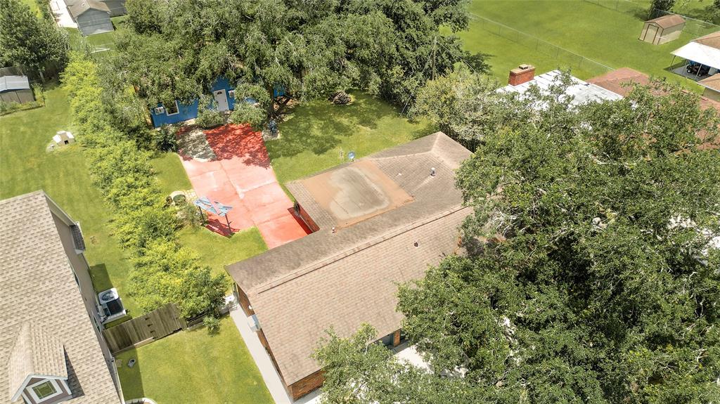 3202 Mckinney Drive, La Marque, Texas image 35