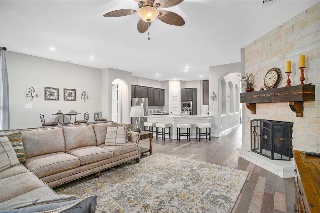 3804 Stone Bend Court, Pearland, Texas image 17