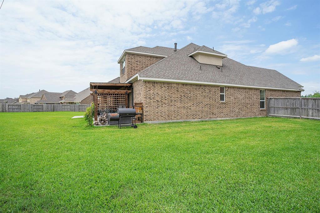3804 Stone Bend Court, Pearland, Texas image 29