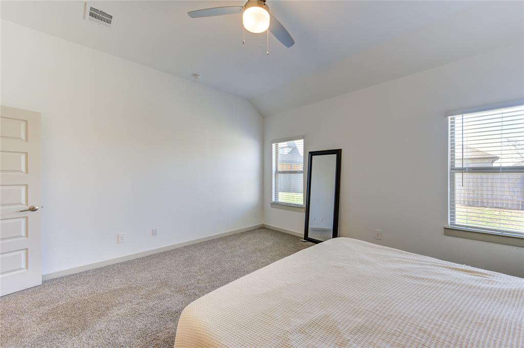 727 Kingwood Drive, League City, Texas image 27