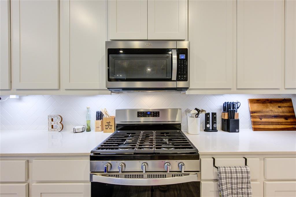 727 Kingwood Drive, League City, Texas image 14