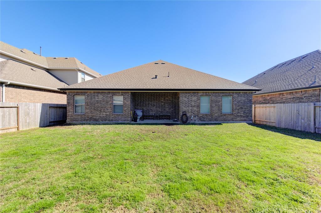 727 Kingwood Drive, League City, Texas image 41